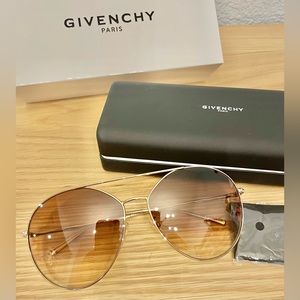 NIB Givenchy Oversize Crystal Aviator Sunglasses